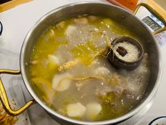 人参滋补鸡-朴小妹人参鸡汤火锅(长白山万达店)