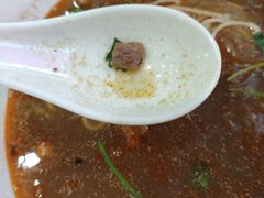 -小杨生煎(金山百联购物中心3楼店)