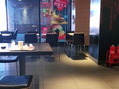 大堂-麦当劳(北京金星西路店)
