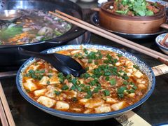 -乐山食古香跷脚牛肉