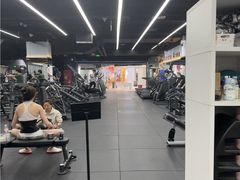-VLines耀能运动24小时·月付制健身(京广桥店)