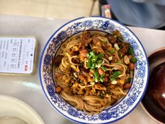-云姐老南昌啤酒鸭拌粉(名门世家店)