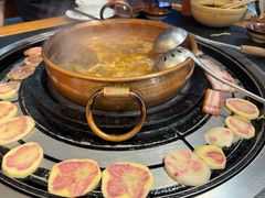 -阿山卓·野生菌火锅·纳西火塘烤肉