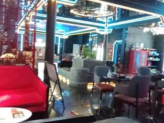-屋有岛沉浸游戏旗舰店(中山公园店)
