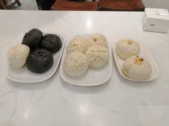 -李与白包子铺(桐梓林店)