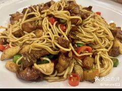 -乡村馕坑肉·烧烤·新疆菜·本地人更爱吃(阿勒泰首店)