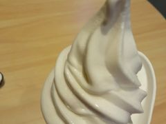圆筒新人礼-麦当劳(国际大厦店)