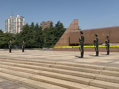 -上海市龙华烈士陵园