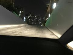 -上海喜玛拉雅酒店-停车场