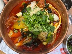 -成都你六姐·牛肉冒菜(上海环宇荟店)