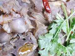 -沪小胖·小龙虾·蓝龙王(八佰伴店)