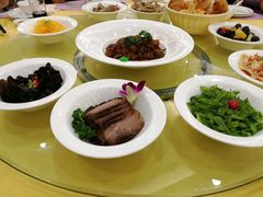 -山明水秀大饭店