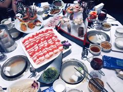 汤臣肥牛-泓炙颐凤鲜海鲜火锅料理(桐乡店)