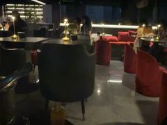 -Mx.cocktail bar
