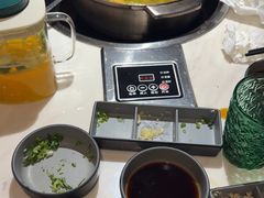 -喃喃椰·糟粕醋·椰子鸡火锅(七堡花园店)