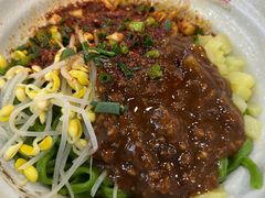 油泼+杂酱面-手擀菠菜面(西康路店)