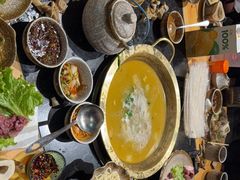 -顶顶汤火牛排火锅·经典铜锅涮肉