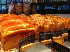 -麦田工坊(月湖店)