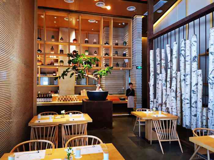 莺时toki-"作为一个十足的日料控,非常喜欢怀石料理的.