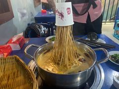 -马路边边麻辣烫(世纪金源店)