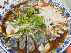 岳记剁椒鱼头-新岳记煎饺