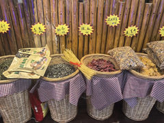-靠山屯东北农家菜(八龙桥雅苑店)