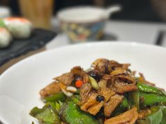 辣椒炒肉-羲和雅苑•北京烤鸭(国贸商城店)
