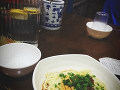 -张氏宽窄巷成都名小吃(茂业百货华强北店)