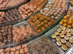 -Laderach 莱德拉(上海环贸iapm店)