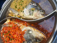-阿瓦山寨·湘菜现炒·剁椒鱼头王(咸阳总店)
