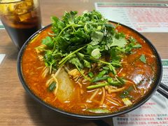 -肥汁米蘭香港米线(定西路店)