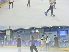 -正佳冰河湾真冰滑冰场