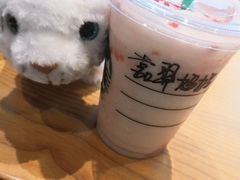 -星巴克(广州南站A18检票口楼上)