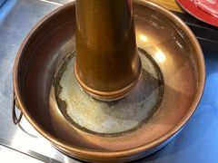 -洞庭洲·防空洞火锅·烧烤·铜锅涮肉(新百广场店)