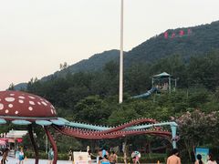 -汤山欢乐水世界