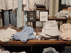 -Abercrombie&Fitch(德基广场店)