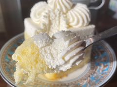 -红宝石·鲜奶小方·海派西点房(南丹店)