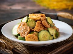 果仁苦菊-永红源啤酒·烧烤·海鲜·大排档(青特城店)