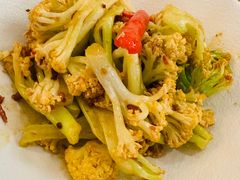 -渔语鱼新川菜Bistro(万象天地店)
