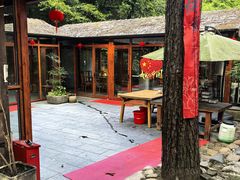 -小小饭店·休闲农庄·安吉松树林里的农家菜
