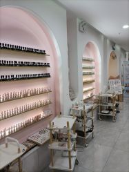 -花系美·美甲美睫精品店