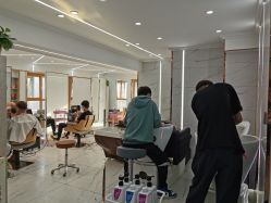 -小齐发型Star·Salon