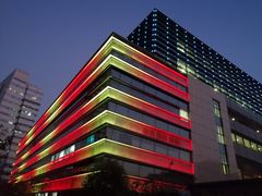 门面-上海跨国采购会展中心