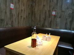 卡座-真真鲜馄饨店(启蒙路店)