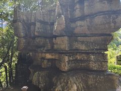 -梭布垭石林景区