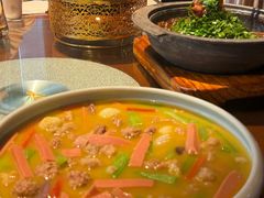 -万重锦·人文川菜馆(骡马市店)