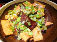 皇帝椒炒香干-吃饭皇帝大(合生汇店)