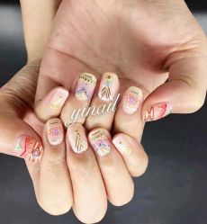 -逸日式美甲美睫工作室