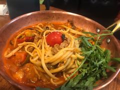 牛肉辣油意面-I HOLIC艾豪丽披萨(KKone店)