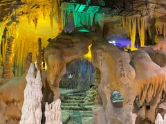 -泉城欧乐堡戏水湾艺术养生温泉